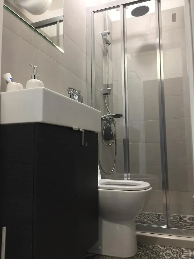 Campbell'S Central Apartment София